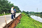 Sạt trượt taluy nghiêm trọng tại kè đê Lâm Hạc, xã Bản Nguyên