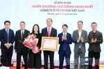 Toyota Việt Nam đón nhận Huân chương Lao động hạng Nhất