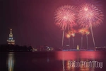 Rực rỡ pháo hoa đón chào năm mới Bính Ngọ 2026