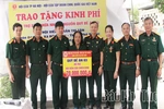Trao kinh phí hỗ trợ xây dựng nhà ở cho hội viên Ban Liên lạc Nữ chiến sĩ Trường Sơn