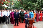 Đoàn đại biểu các xã Hùng Việt, Phú Khê, Minh Hòa, Xuân Viên dâng hương tưởng niệm các Vua Hùng