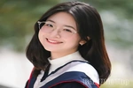 Nữ sinh Trường THPT Chuyên Vĩnh Phúc nhận thư mời học bổng từ 11 trường đại học
