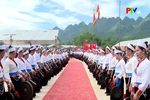 Traditional stream fishing festival a cultural beauty of Toan Thang’s Muong region