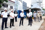Phó Chủ tịch UBND tỉnh Vũ Việt Văn kiểm tra tiến độ thi công dự án nhà ở xã hội khu vực Việt Trì