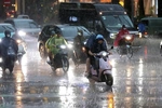 Thời tiết ngày 9/6: Không khí lạnh gây mưa lớn diện rộng ở Bắc Bộ, cảnh báo lũ quét và sạt lở đất