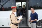 Sửa Nghị định 168: Phạt cảnh cáo ô tô không có “ghế trẻ em” từ 15/8