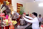 Lãnh đạo tỉnh dâng hương tưởng niệm Chủ tịch Hồ Chí Minh và các Anh hùng liệt sĩ