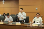 Đại biểu Quốc hội tỉnh Phú Thọ thảo luận tại tổ về một số dự án luật&nbsp;