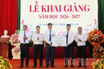 Vietcombank trao tặng Thư viện Xanh và 160 suất học bổng “Cùng em tiến bước”&nbsp;
