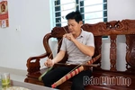 Người đam mê truyền dạy bắn nỏ
