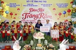 Ấm áp Đêm hội&nbsp;“Trăng&nbsp;yêu thương” tại&nbsp;Trung tâm Công tác xã hội Hòa Bình