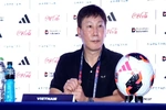 Huấn luyện viên Kim Sang Sik tiếc nuối khi đội tuyển Việt Nam không thể ghi bàn