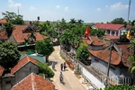 Huong Canh Terracotta Pottery and the Generational Gap in Succession