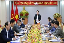 Ban Kinh tế - Ngân sách HĐND tỉnh thẩm tra các tờ trình, dự thảo nghị quyết của UBND tỉnh trình tại kỳ họp thứ Năm