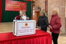 Bí thư Chi bộ đủ 5 năm công tác có thể được xem xét tiếp nhận vào công chức