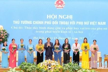 Người “đánh thức” hương sả bản Dao