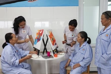 Đề xuất mở điểm chăm sóc người già ban ngày ở nhà văn hóa