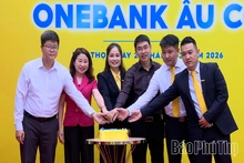 Nam A Bank Phú Thọ khai trương điểm giao dịch số ONEBANK Âu Cơ