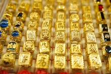 Giá vàng hôm nay 26/4/2026 ghi nhận tuần lao dốc, “bốc hơi” hơn 3 triệu/lượng