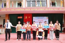 Ngoại khóa “Phòng tránh tai nạn thương tích, đuối nước” - Cách làm thiết thực ở Trường THCS Xuân Lũng