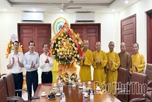 Trưởng Ban Tuyên giáo và Dân vận Tỉnh ủy Lương Đức Minh chúc mừng Đại lễ Phật đản 2026