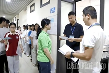 Hội đồng coi thi THPT Chuyên Hùng Vương: 1.401 thí sinh hoàn thành bài thi môn chuyên