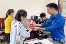 Tháo gỡ “nút thắt” để xây dựng đội ngũ cán bộ tinh, gọn, mạnh