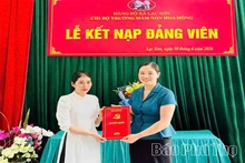 Lạc Sơn phát triển đảng viên, xây dựng tổ chức Đảng vững mạnh