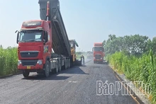 Tăng tốc về đích dự án Cải tạo, gia cố và nâng cấp đường Âu Cơ