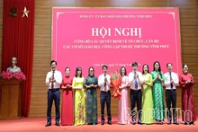 Phường Vĩnh Phúc công bố quyết định thành lập, đổi tên cơ sở giáo dục