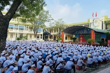 Hướng dẫn chính sách với hiệu trưởng, phó hiệu trưởng khi sắp xếp trường học