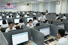 Công chức chuyển làm giáo viên có phải thi tuyển?