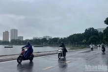 Thời tiết ngày 15/9: Mưa rào và dông trên cả nước, Hà Nội có mưa to đến rất to
