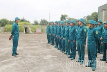 Đưa pháp luật quốc phòng vào cuộc sống