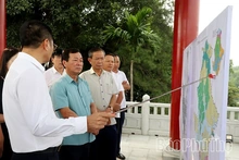 Determination to Deploy the Ao Chau Urban, Cultural, Sports Service and Golf Course Project in Ha Hoa Commune