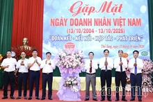 Xã Thổ Tang gặp mặt doanh nghiệp nhân Ngày Doanh nhân Việt Nam