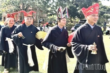Lạc Sơn gìn giữ Mo Mường