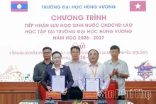 Trường Đại học Hùng Vương tiếp nhận 20 lưu học sinh Lào năm học 2026 - 2027