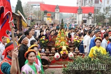 Ân tình lễ vật dâng Vua