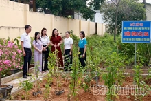 Cầu nối giữ gìn hạnh phúc gia đình