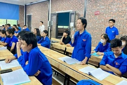 Xây dựng thế hệ thanh niên có hoài bão, có khát vọng