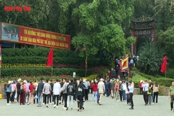 Tình hình an ninh trật tự được đảm bảo trong ngày đầu khai hội Đền Hùng