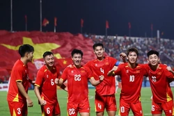 Hàng thủ mới của đội tuyển Việt Nam: Cao lớn và đẳng cấp hơn