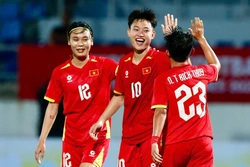 Thái Thị Thảo lập hattrick, tuyển Nữ Việt Nam ra quân tưng bừng ở SEA Games 33