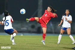 Phút bù giờ nghiệt ngã, tuyển nữ Việt Nam gục ngã trước Philippines