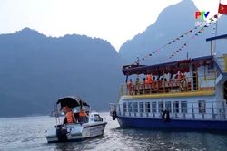 Tăng cường bảo đảm an toàn giao thông mùa Lễ hội Xuân trên lòng hồ Sông Đà