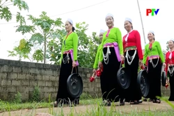 Người Mường đón Tết độc lập