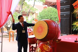 Về Bạch Hạc xem lễ hội truyền thống