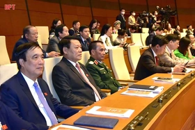 Đoàn ĐBQH tỉnh tham dự Kỳ họp thứ Ba, Quốc hội khoá XV