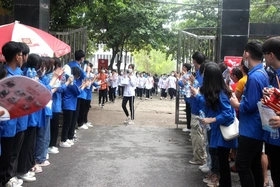 Đề thi Ngữ văn lớp 10: Đề mở nhưng không đánh đố học sinh